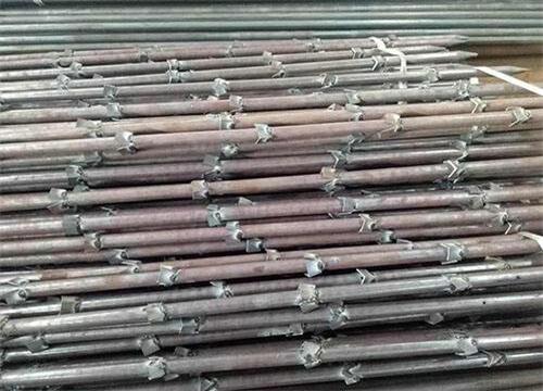 城口隧道钢花管